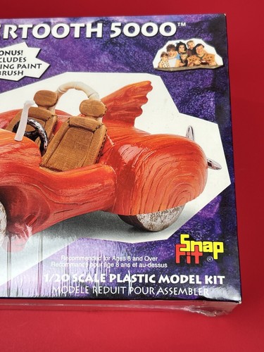 The Flintstones Le Sabertooth 5000 1/20 scale Plastic Model Kit Snap Fit - Picture 8 of 10