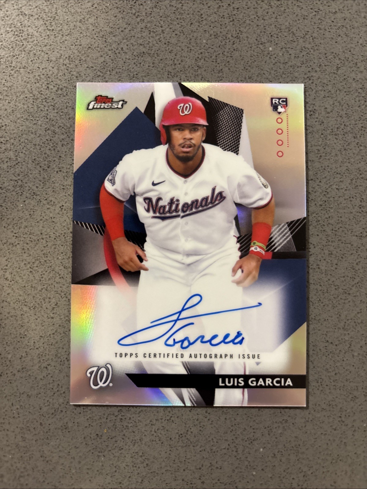 2021 Topps Finest Luis Garcia Rookie Auto FRDA-LG Finest Rookies Variation