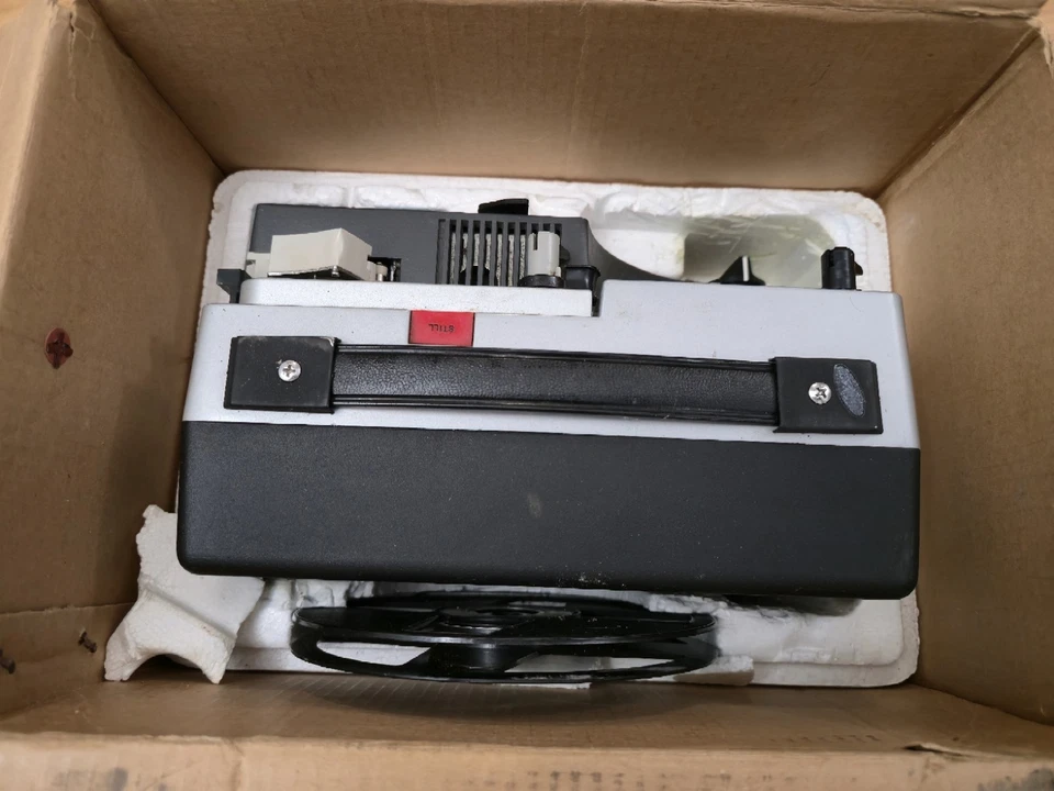 Proyector de película Sankyo Dualux 1000 doble formato S8/R8 mm ¡sin probar en caja! Foto 4 de 4