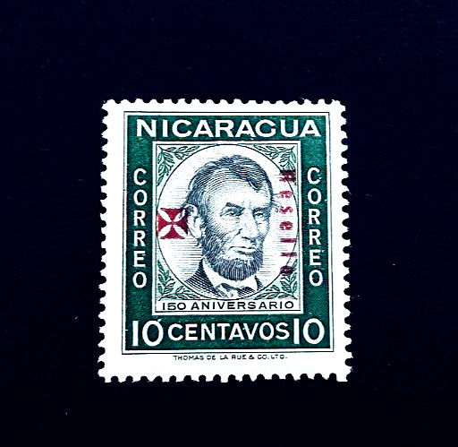 NICARAGUA Stamp - 1960 Abraham Lincoln Maltese Cross Overprint Sn 830 MLH r81