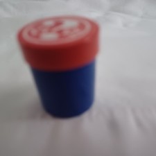 MARVIN'S AMAZING MAGIC TRICKS 1 1/8'' BLUE ORANGE PLASTIC CONTAINER 4