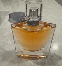 Lancome  La Vie Est Belle L'Eau De Parfum Spray for women - 50ml/1.7oz