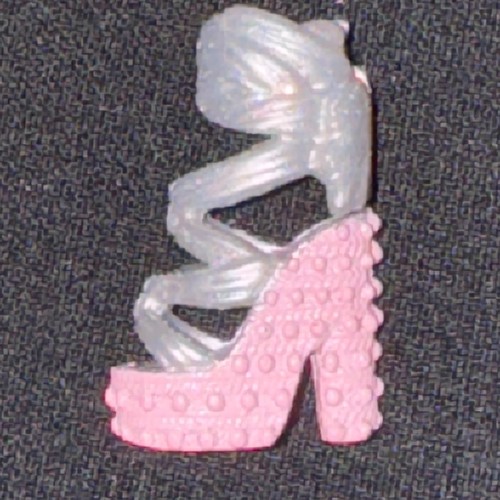 YOU PICK Replacement SINGLE SHOE for BARBIE & Other Miscellaneous Fashion Dolls - Picture 332 of 341