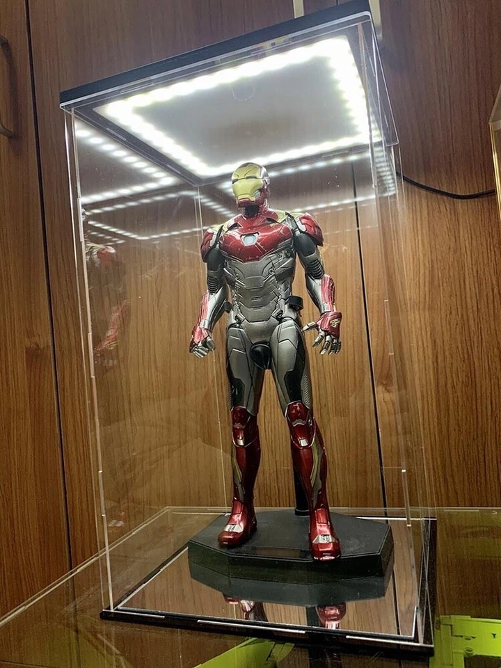 14" LED Acrylic Display Case for Hot Toys 1/6 Scale Figure - Image 2 of 4