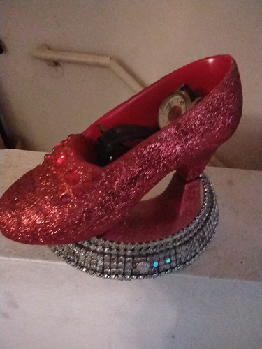 UHR UND ROTER SCHUHZAUBERER 👠 VON OZ INKLUSIVE UHR UNBENUTZT - Bild 6 von 16