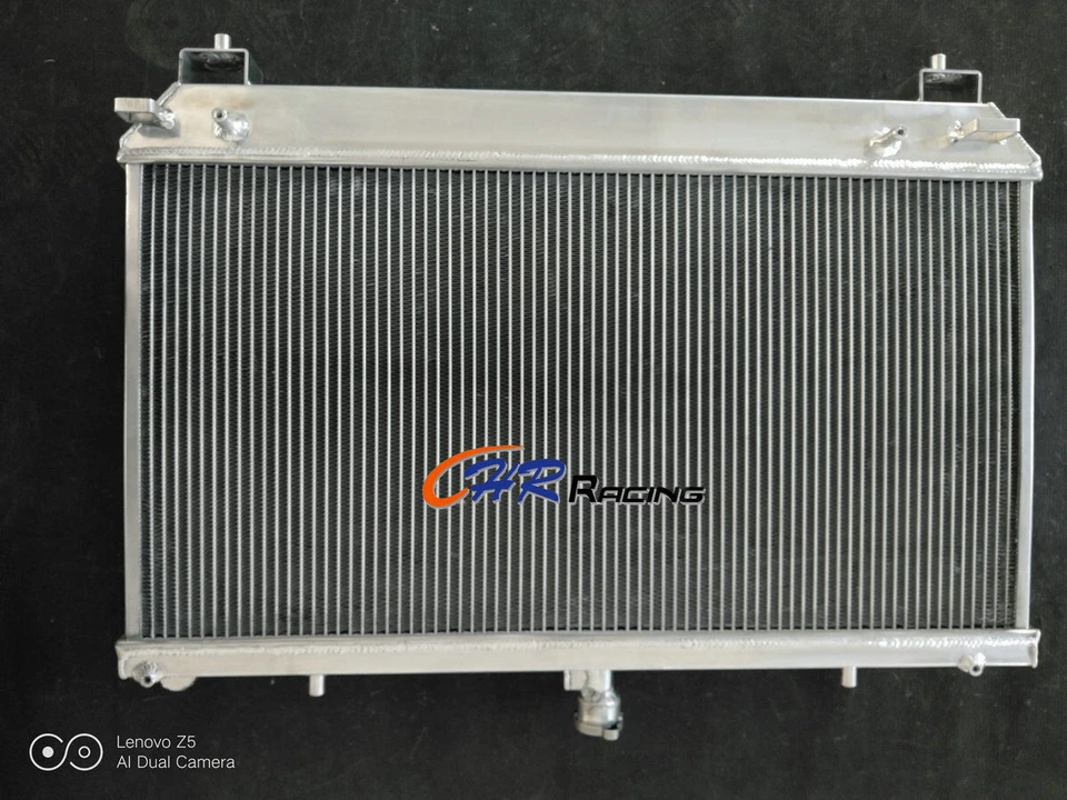 Radiador de aluminio AT MT para Chevy Camaro SS 2010-2011 V8 Zeta L99 LS3 3 filas Foto 2 de 4