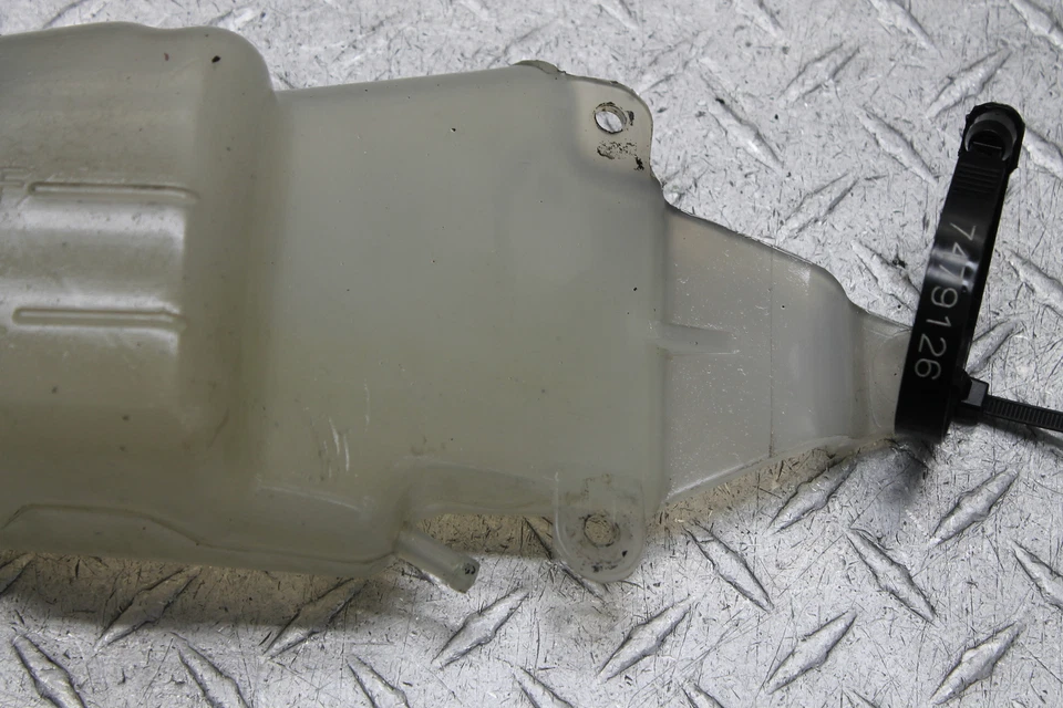 Suzuki Marauder 1600 VZ1600 E3 2004 botella depósito tanque de agua refrigerante Foto 3 de 4