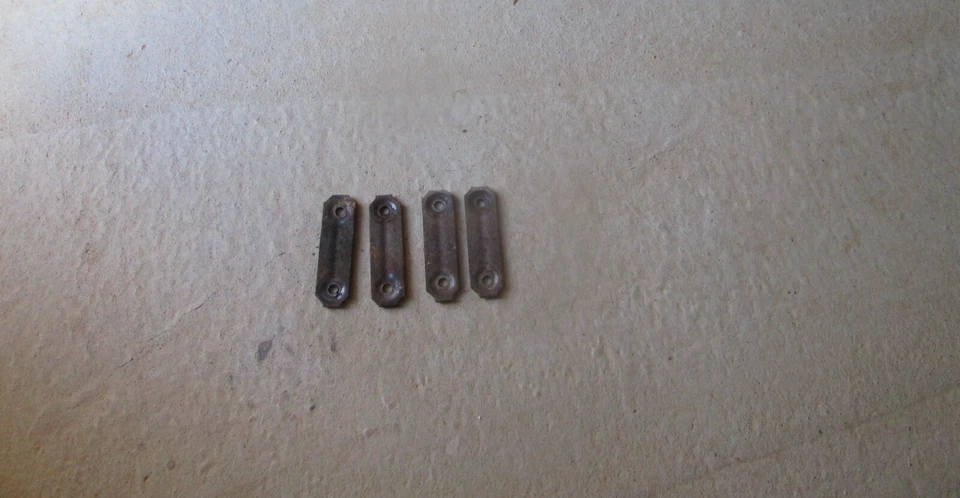 Juego de 4 grilletes de resorte de hoja delantera para camioneta Chevy GMC 73-87 K10 K20 k30 Foto 4 de 4