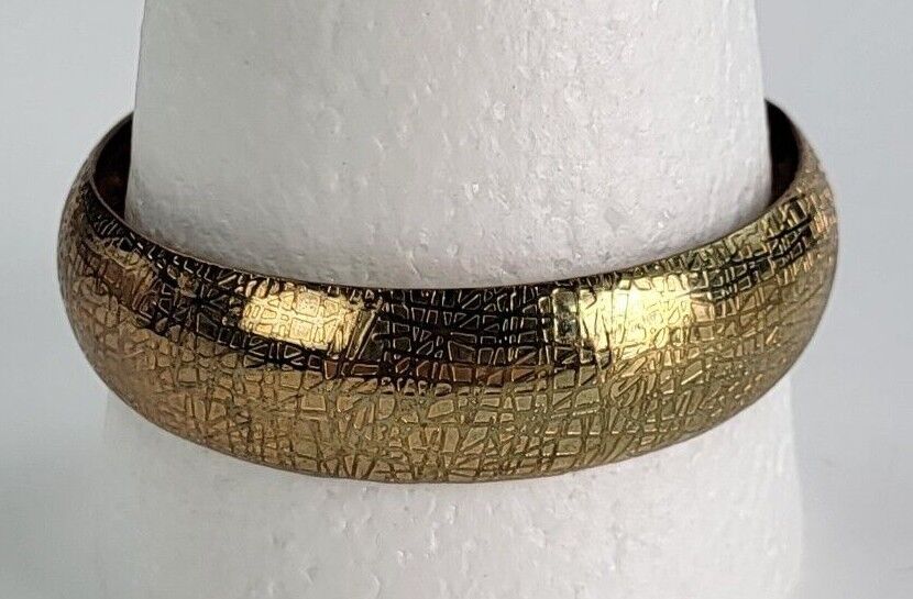 Gold -Tone Textured Bangle Bracelet 8 in