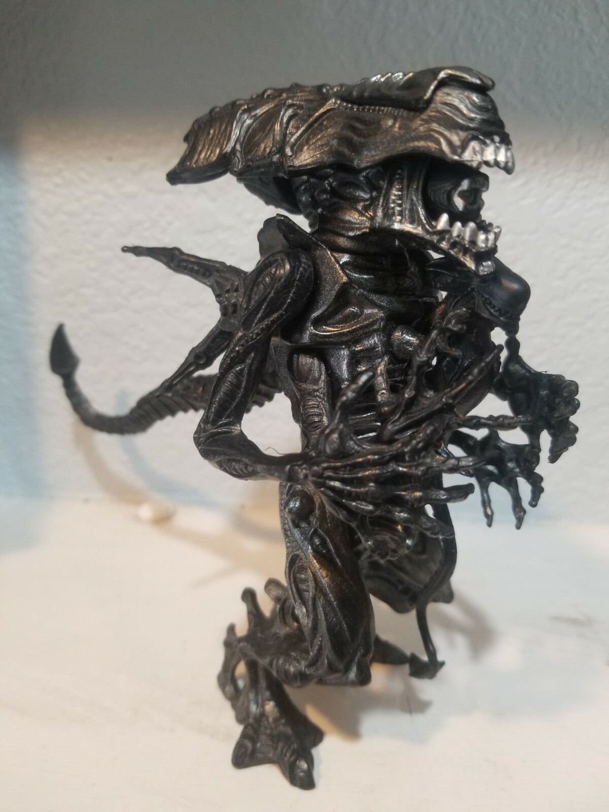 alien queen action figure