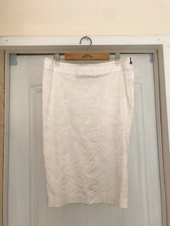 Traje de mujer raro Just Cavalli (hecho en Italia) - blanco - talla IT 42 Foto 3 de 4