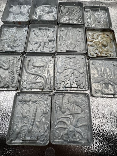 Vintage 1964-66 Mattel Toymax Creepy Crawlers Molds Lot Of 14 W/ Accessories - Picture 18 of 22