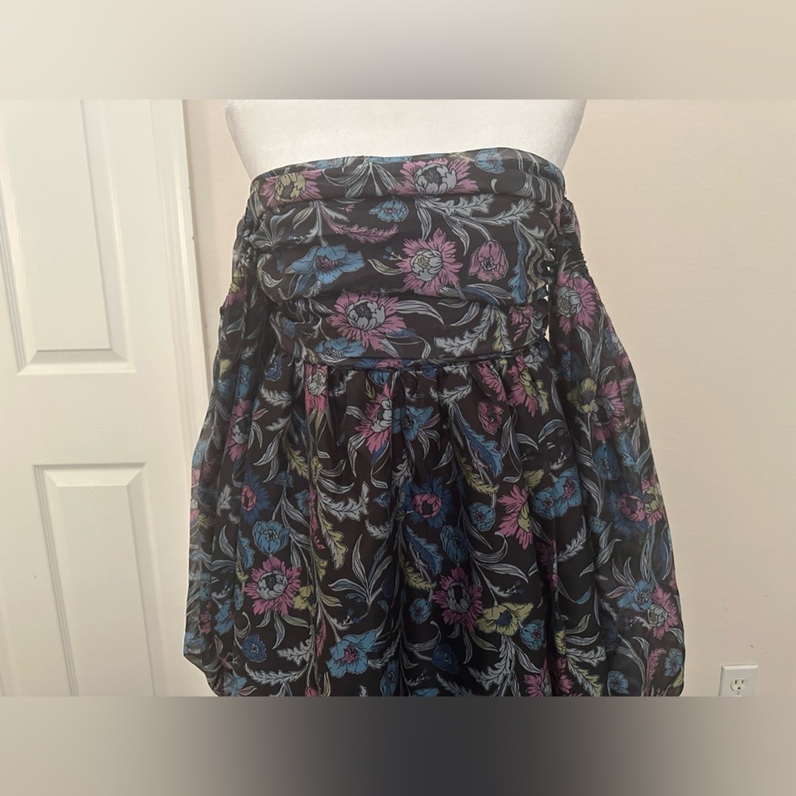 Picture 4 of 13