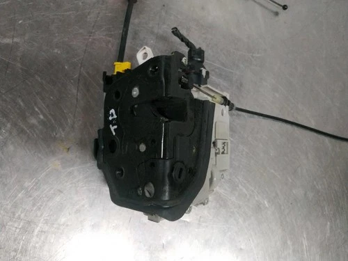 8X0839016E Cerradura Puerta Trasera Derecha para AUDI A1 SPORTBACK (GBA) 415345 - Imagen 1 de 3