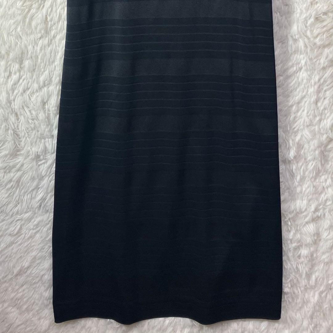 Abito Yves Saint Laurent manica corta lunghezza ginocchio nero cotone