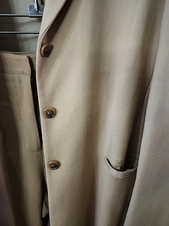 Traje Pantalón Anne Klein, 100% Lana, Color Camel, Talla 14, Chaqueta Larga, Pierna Ancha Foto 2 de 4