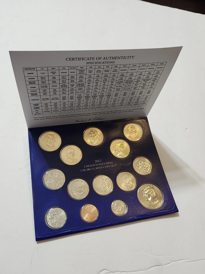 2012 P D Mint Set / Mint Condition/ Fresh Out Of Box - Image 3 of 4