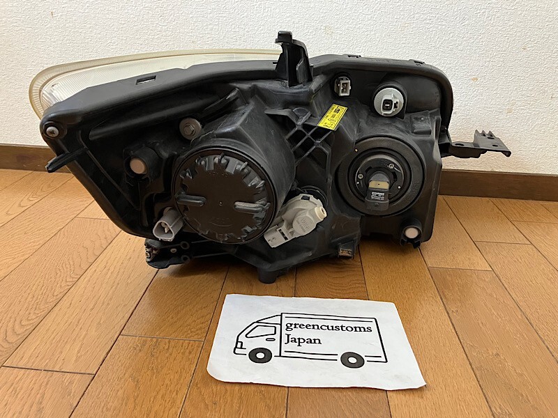 JDM Toyota Rumion Scion Bb Xb ZRE152 NZE151 XENON HID Head