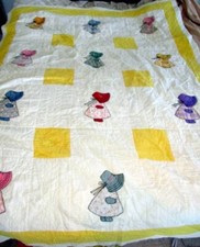 VINTAGE SUNBONNET SUE HAND STITCHED CHILD BABY QUILT VERY NICE