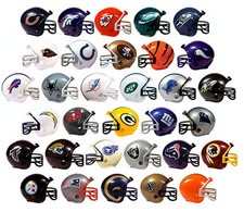20 Helmets Random NFL COLLECTIBLE Mini  TEAMS 2" Gumball Football