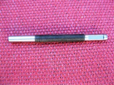 CONSEW 206RB FEED REGULATING LEVER SCREW PART 18025
