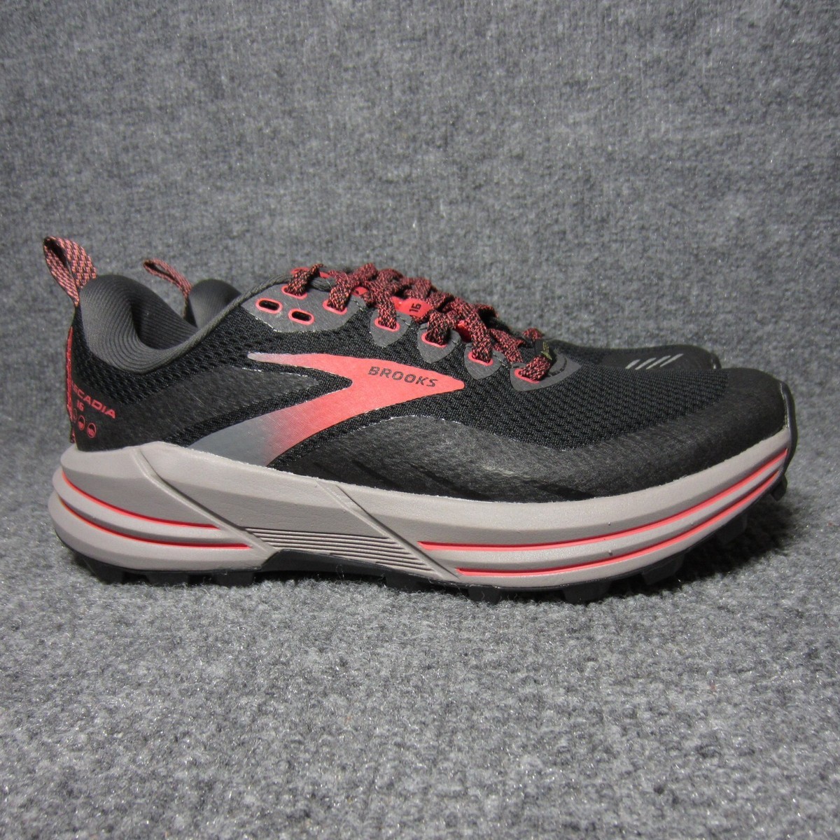 Brooks Cascadia 16 GTX Trail Running Shoes Womens Size Black