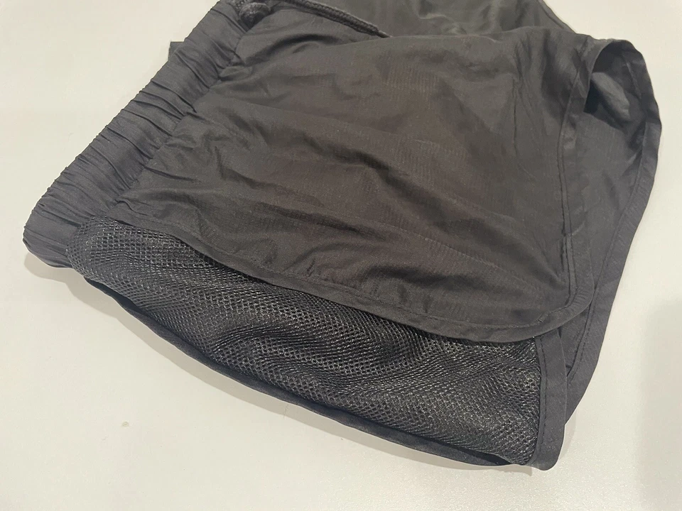 Pantalones cortos para mujer Active Body con cordón forrados negros talla S - usados Foto 4 de 4