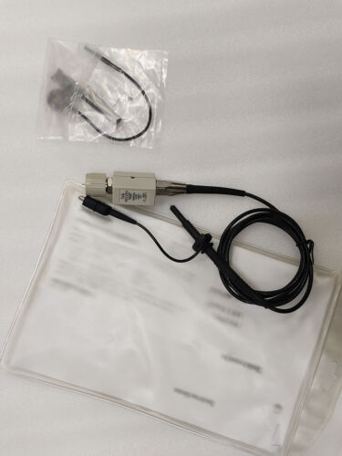Tektronix P6516 Logic Probe 16 Channels w/4x P6139A Voltage Probe - Picture 4 of 8
