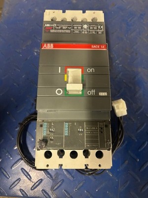 ABB SACE S4H Breaker Disconnect S4H-PR211 250A Trip 3P 600V w/ Aux Switch Used