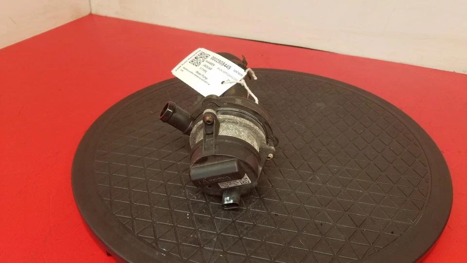 BOMBA DE AGUA AUXILIAR JAGUAR TIPO F X152 EX53-8501-AA Foto 3 de 4