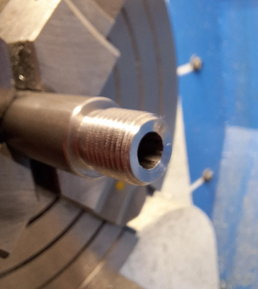 Pistola de aire comprimido AV Avenge X / Avenger, cañón Lothar Walther, 1/2"-20, 23,8" y kit de cubierta Foto 2 de 4