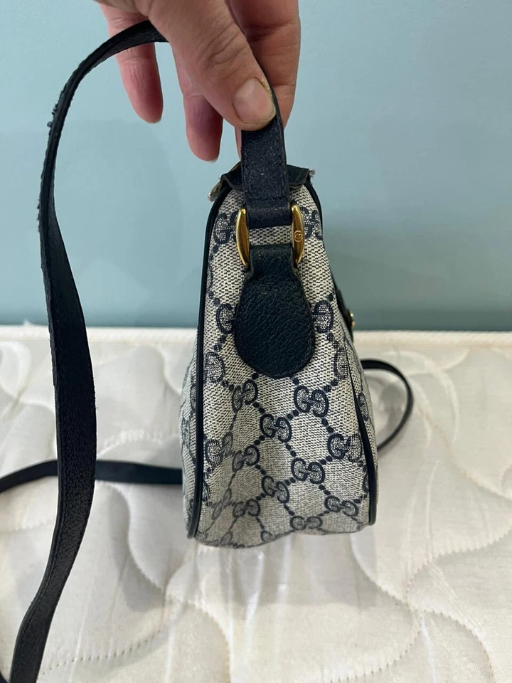 Bolso de Hombro Gucci Vintage Monograma Guccissima Azul Lona Cuero Hecho en Italia Foto 4 de 4