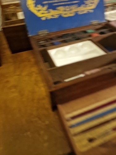 An Antique Winsor & Newton Mahogany Artist Box Late 19th Century - Picture 12 of 24