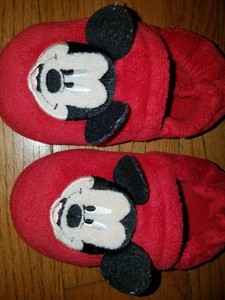 mickey mouse bedroom slippers