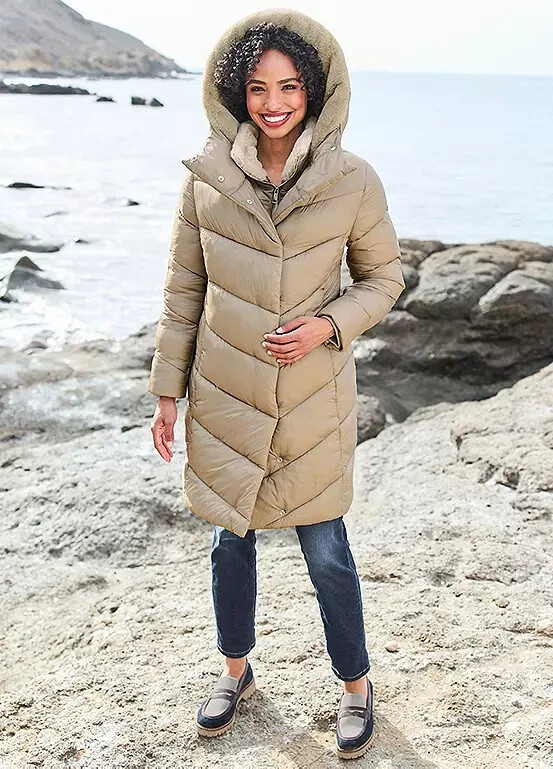 Abrigo Con Capucha De Piel Sintética Acolchada Heine En Sésamo UK 14