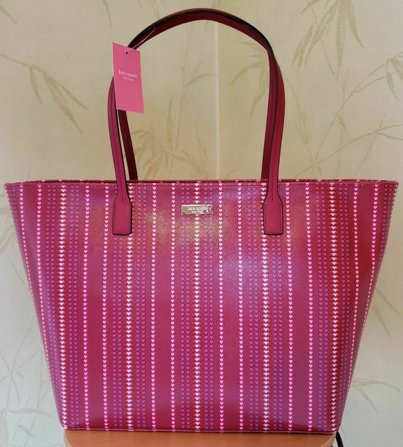 KATE SPADE SHORE STREET HEART STRIPE MARGARETTA TOTE,TINIE WRISTLETNWT