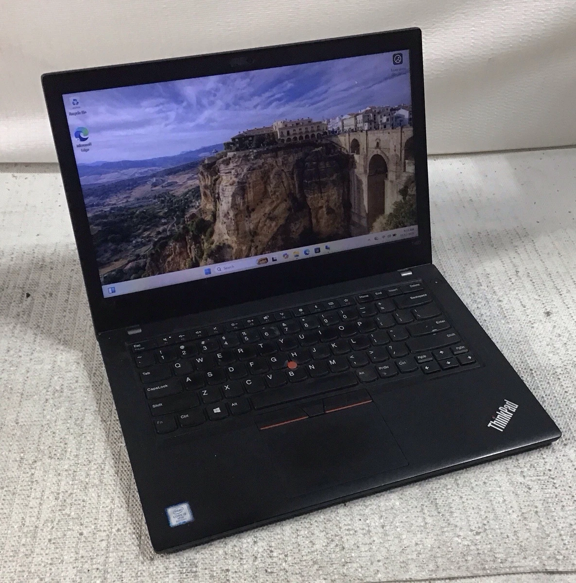 Lenovo Intel Core i5 8th Gen. PC Laptops & Netbooks 500-749 GB