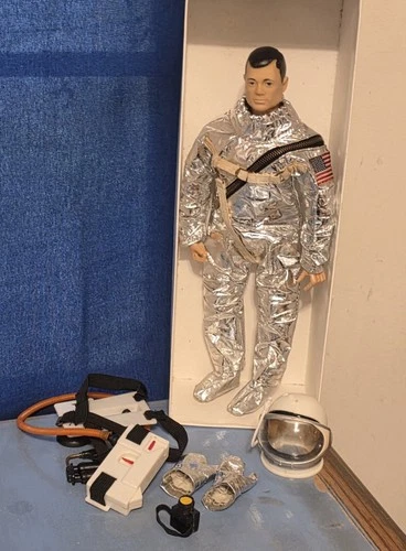 Vintage Hasbro 1964 Astronaut G.I Joe Figure W/Accessories