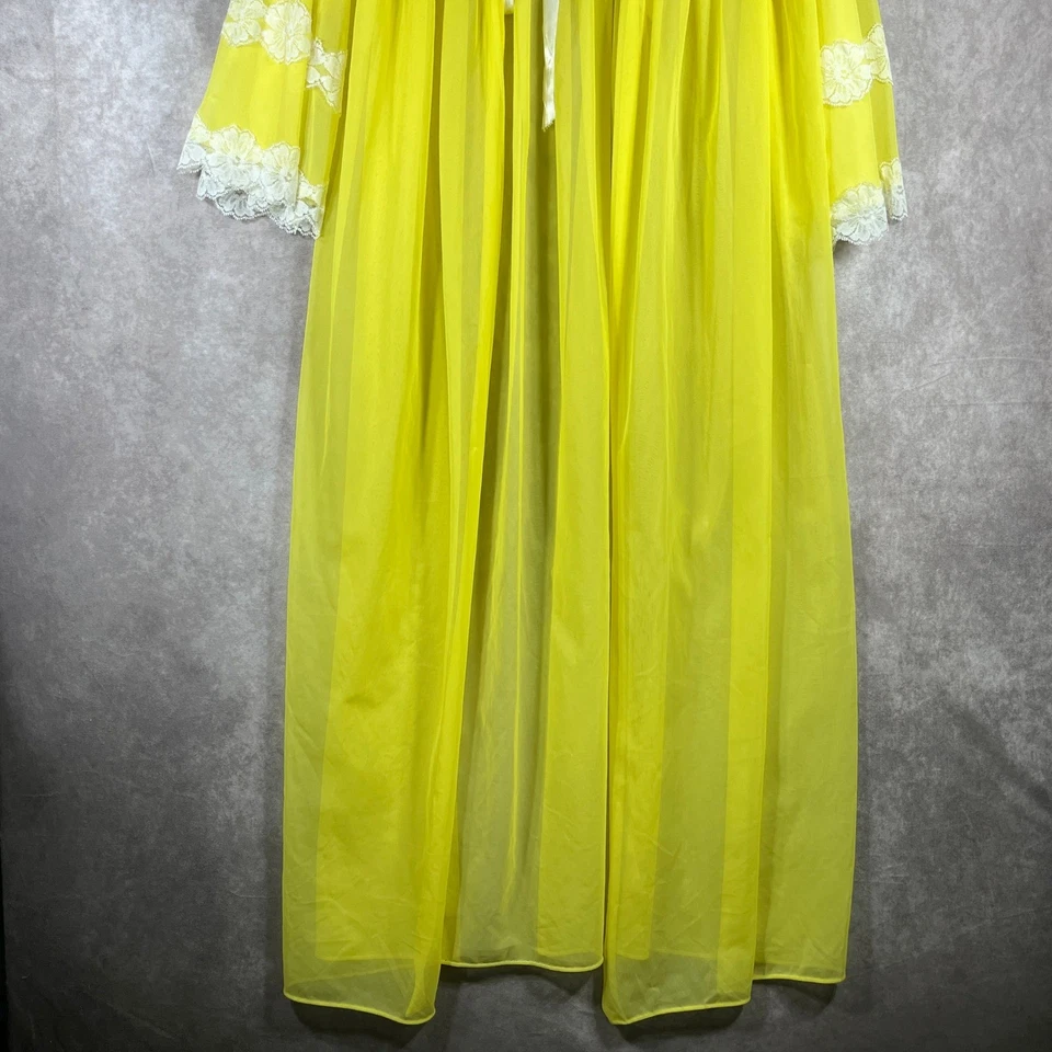Vintage Yellow Nylon Sheer Lace Trim Nightgown Robe Set Lingerie Lounge Small - Image 4 of 4