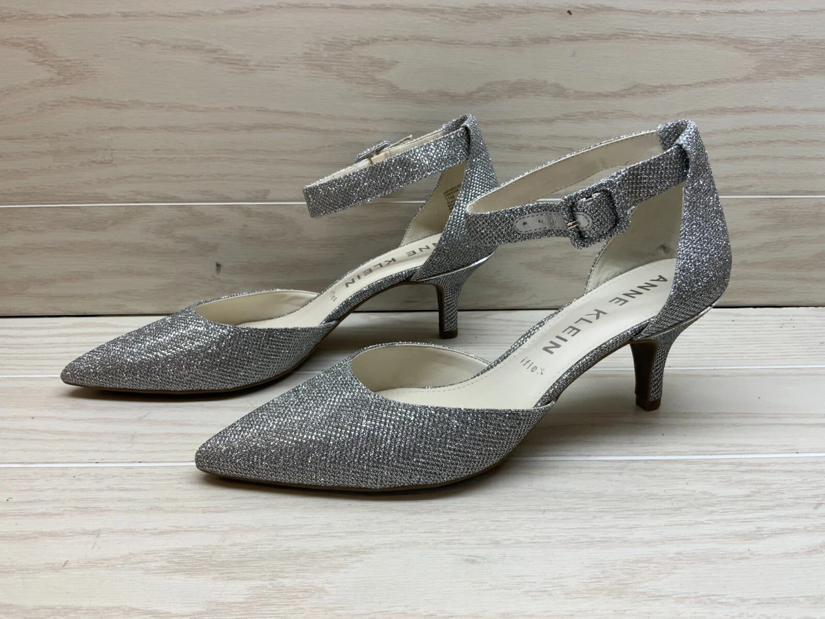 Anne klein silver best sale pumps