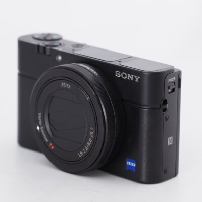 ほぼ新品 SONY RX100Ⅲ DSC-RX100M3 1136 Sony DSC-RX100 III 20.1 MP Digital SLR Camera RX100M3 Black