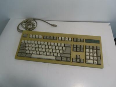 Vintage BTC-53 Series 5 Pin Mechanical Clicky Keyboard Model BTC-5339 (FR)