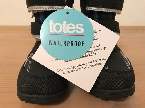New! Totes Toddler Boy's Waterproof Thermolite Boots Size 6T - Picture 2 of 11