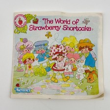 Vintage The World of Strawberry Shortcake Kenner Toy Pamphlet Mini Insert 1981