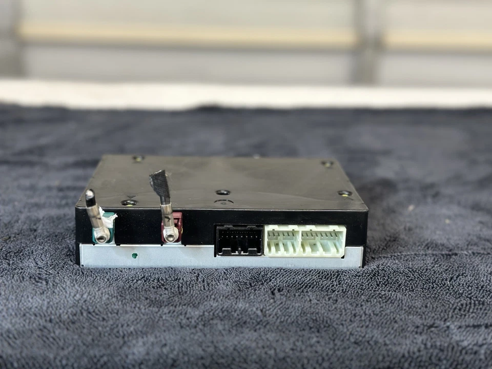 Nuevo módulo de control de comunicación Chevrolet Malibu 2015 2016 2017 OEM 84112849 Foto 2 de 4