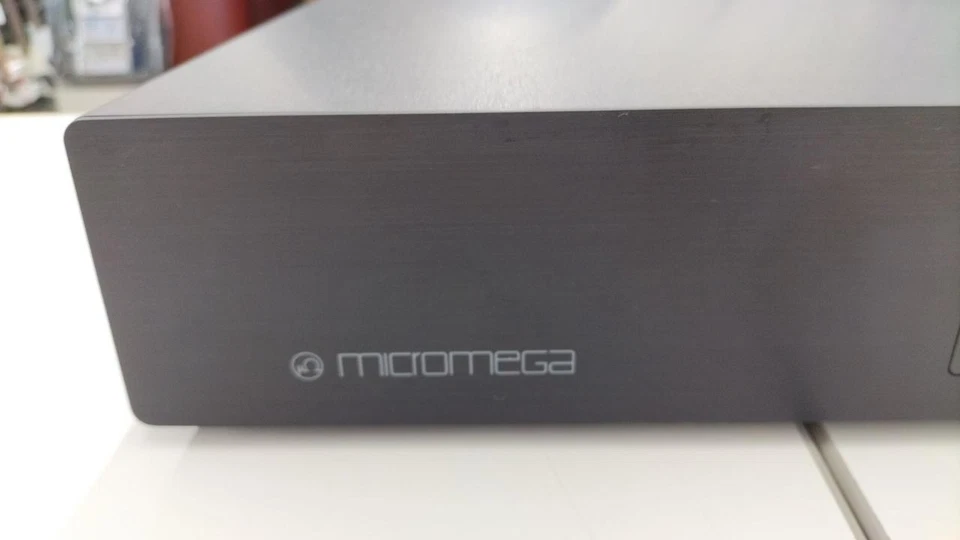 Amplificatore integrato Micromega TEMPO.1 buone condizioni dal Giappone - Immagine 2 di 4