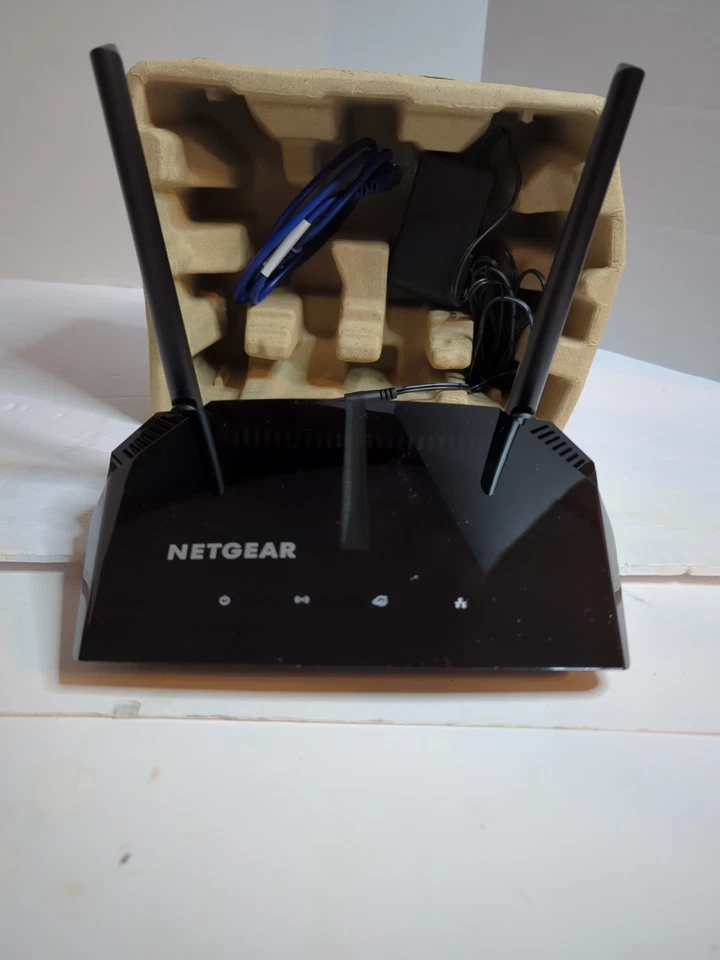 NETGEAR Ac1200 Dual Band WiFi Router Model R6120 - Image 3 of 4