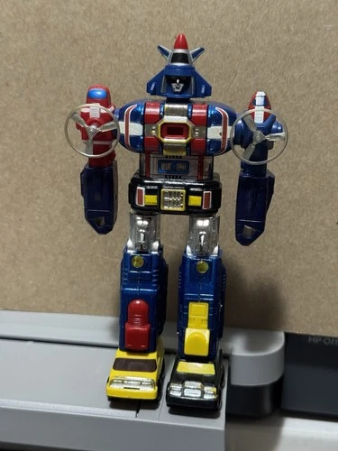 Vintage 1982 Voltron Dairugger Robot Transformer GB-73  Die-cast Action Figure