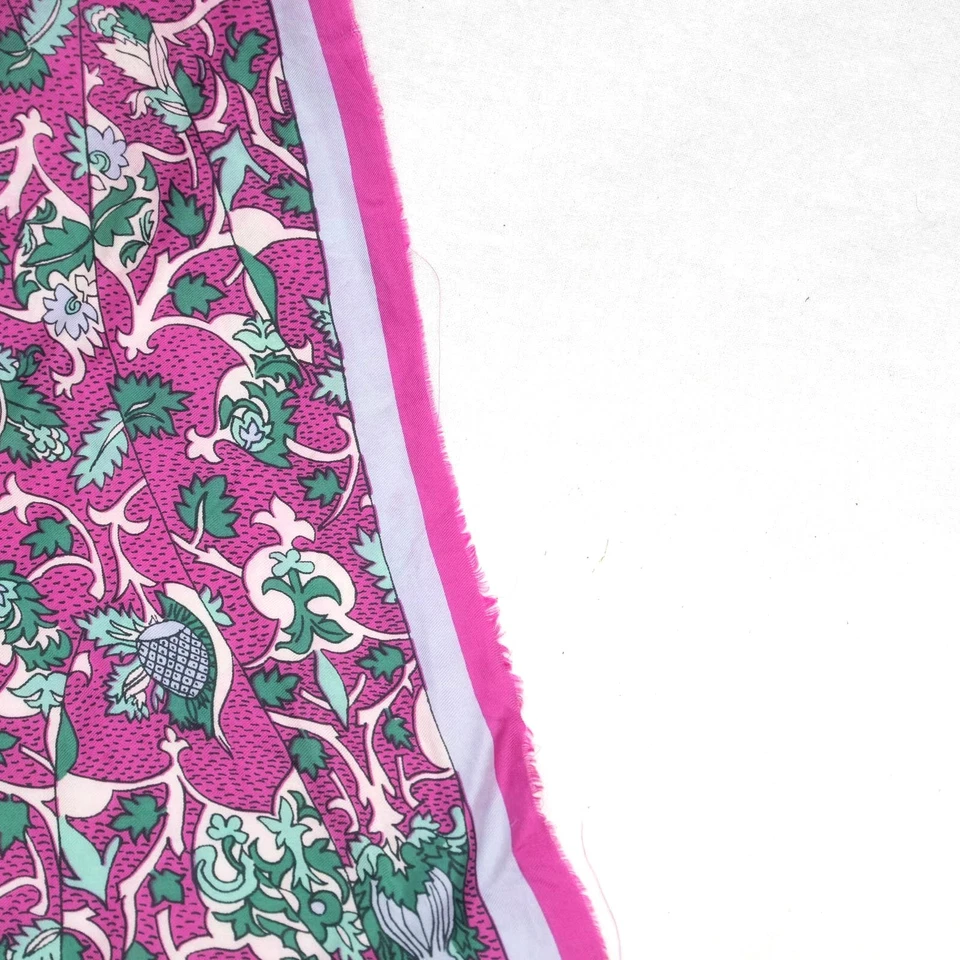 Vera Neumann 100% Silk Square Scarf - Image 4 of 4