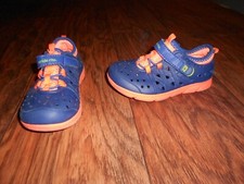 Stride Rite M2P Phibian boys shoes size 8 water shoes